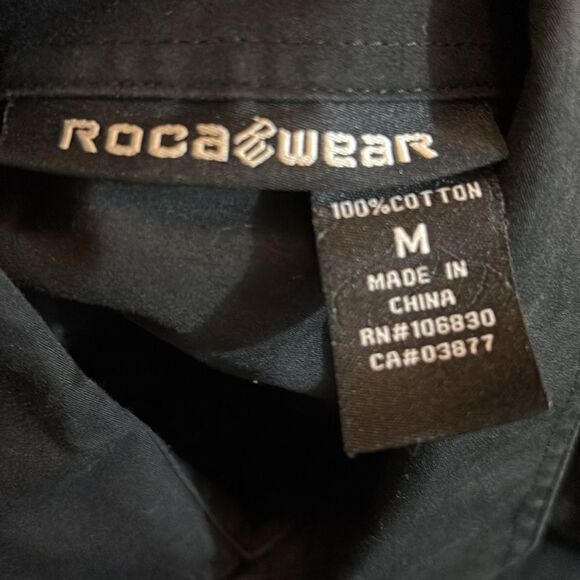 Rocawear medium black button up shirt - Picture 3 of 3
